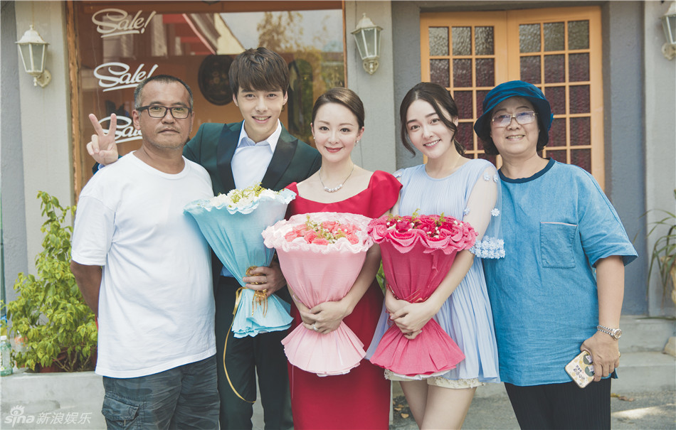 内乡县夏馆镇吴岗中心小学:为贫困学生撑起一片蓝天‘星空官网登录’(图2) 星空体育官网